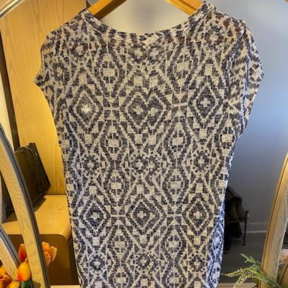 Woman's Blouse- Small/Medium- Suzy Shier - Picture 2 of 3